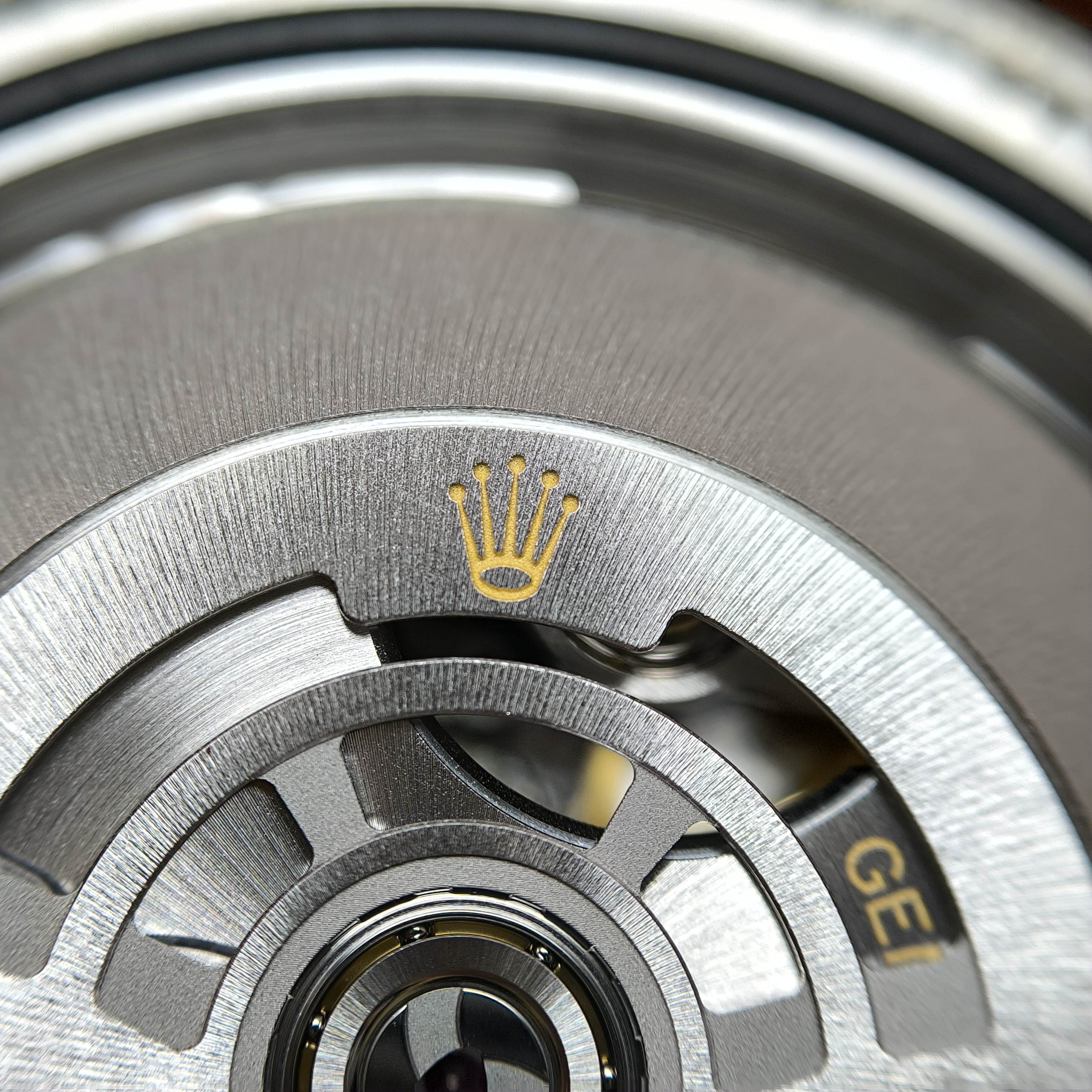Rolex Submariner model 41 millimeters m126610lv-0002