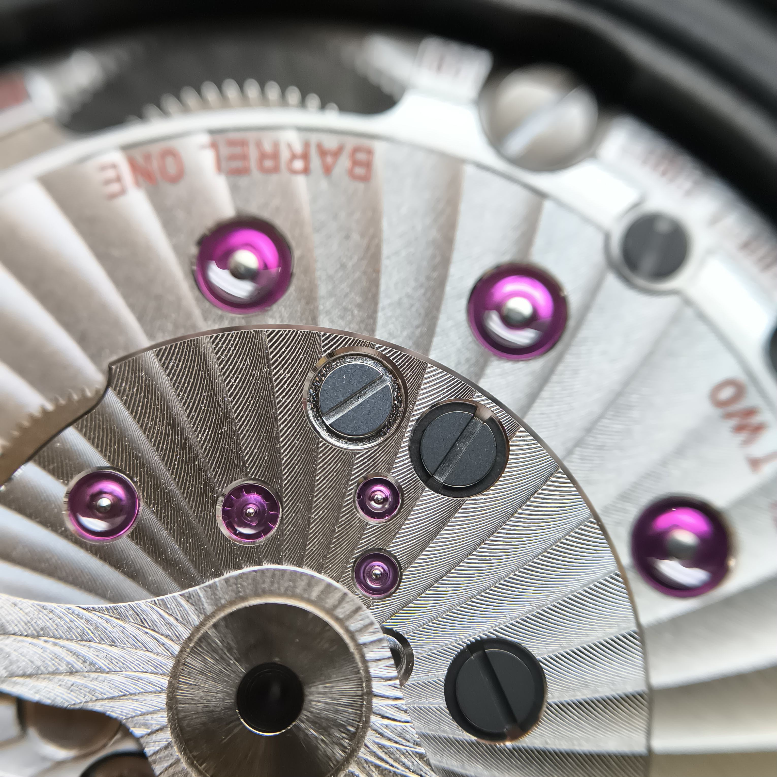 Omega Seahorse 43 millimeters 220.12.43.22.03.002