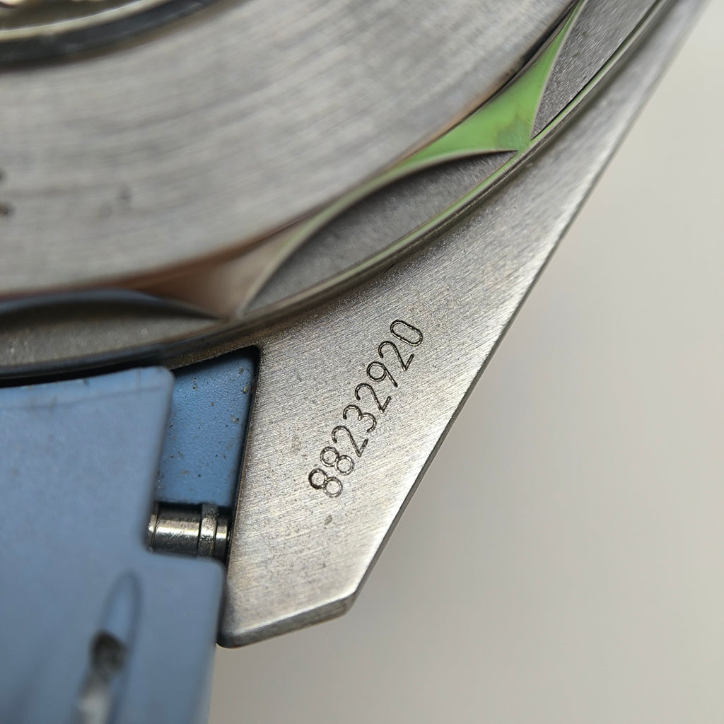 Omega Seahorse 43 millimeters 220.12.43.22.03.002