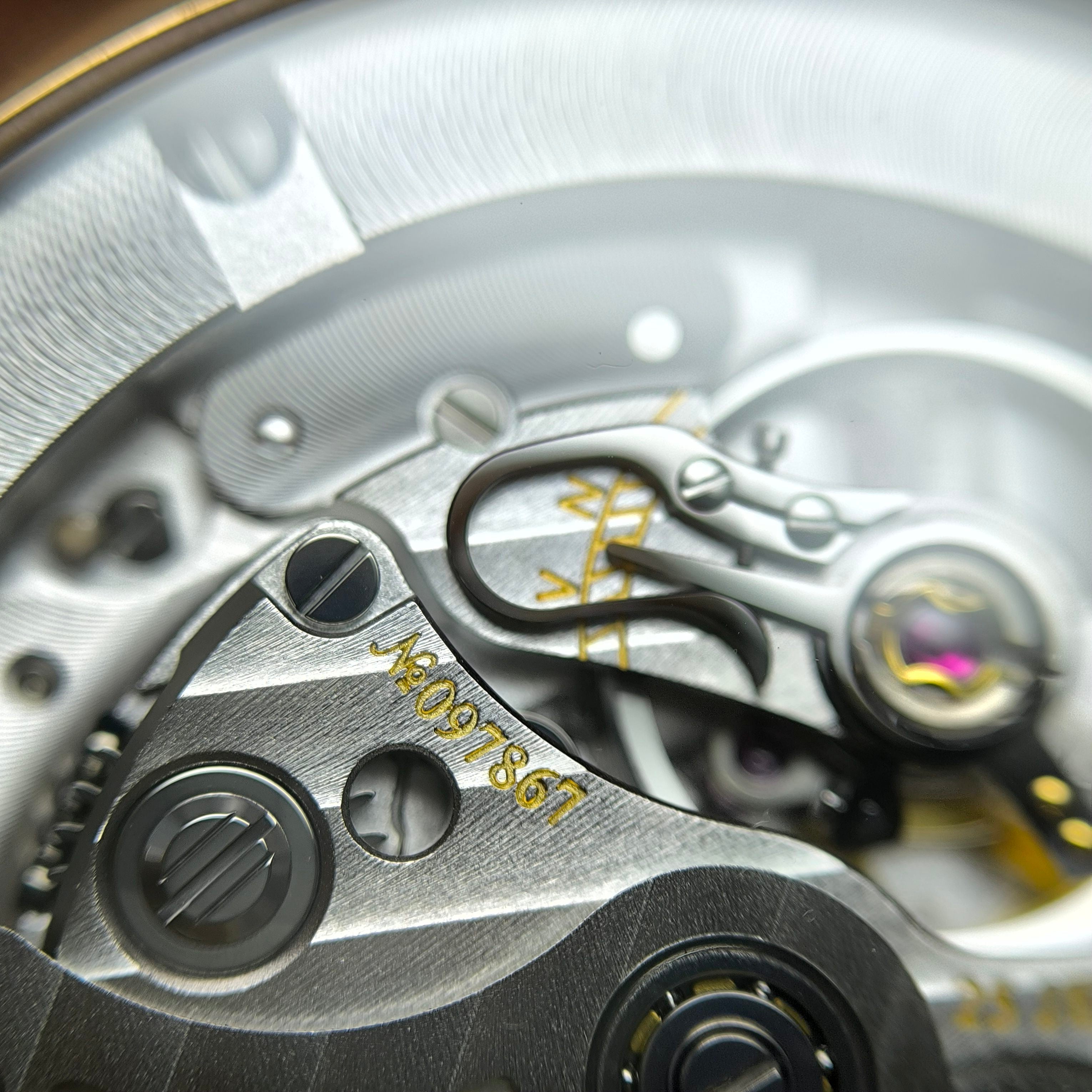 Glashutte Original Member of Parliament 40 millimeters 1-39-59-01-05-04