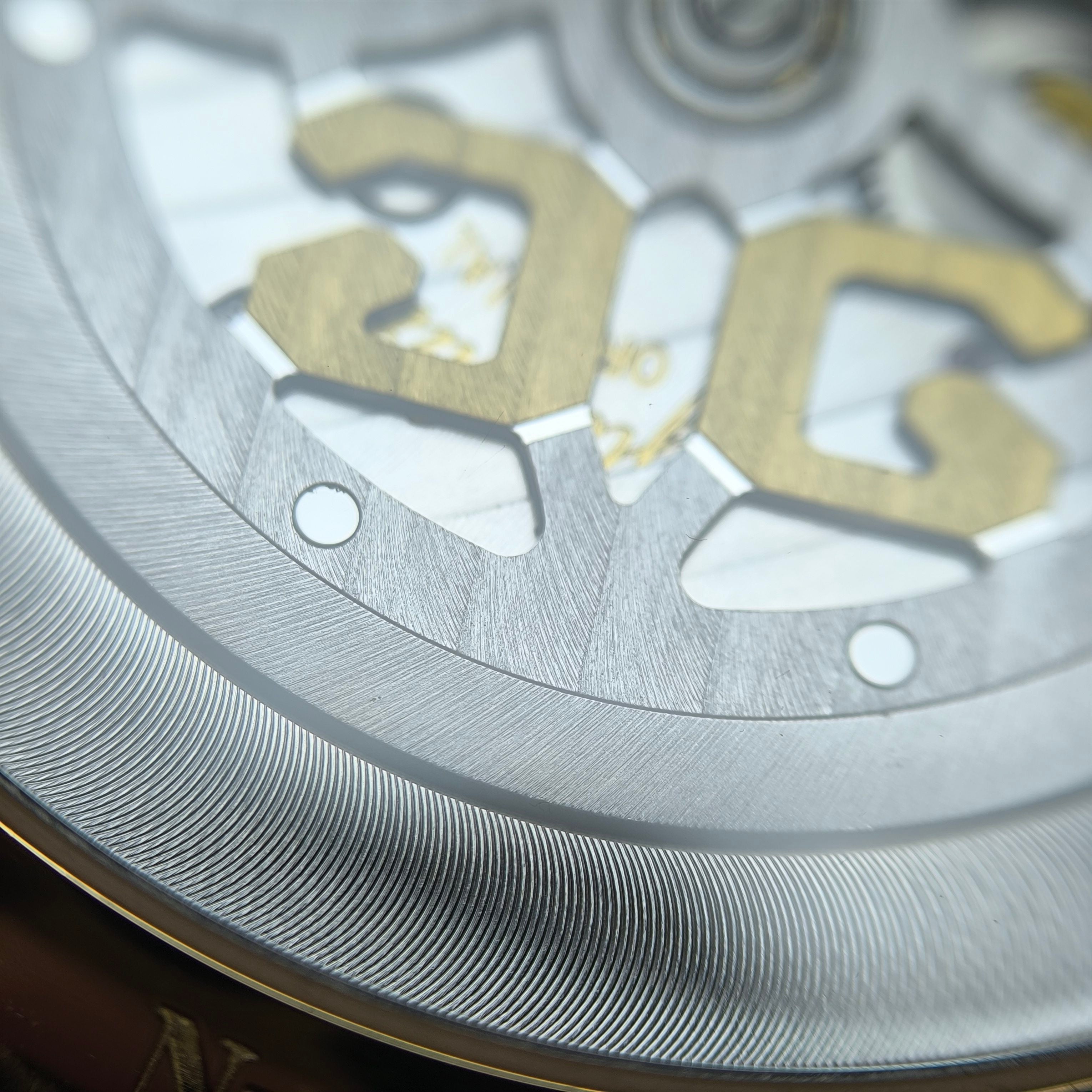 Glashutte Original Member of Parliament 40 millimeters 1-39-59-01-05-04