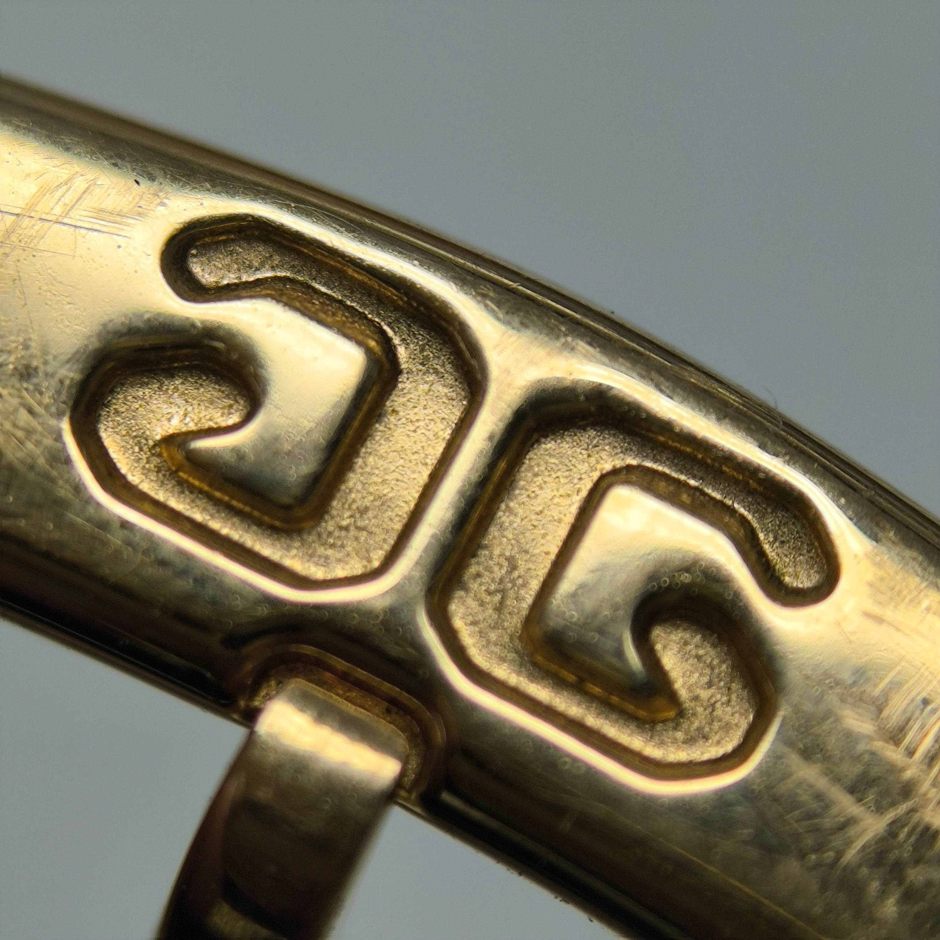 Glashutte Original Member of Parliament 40 millimeters 1-39-59-01-05-04