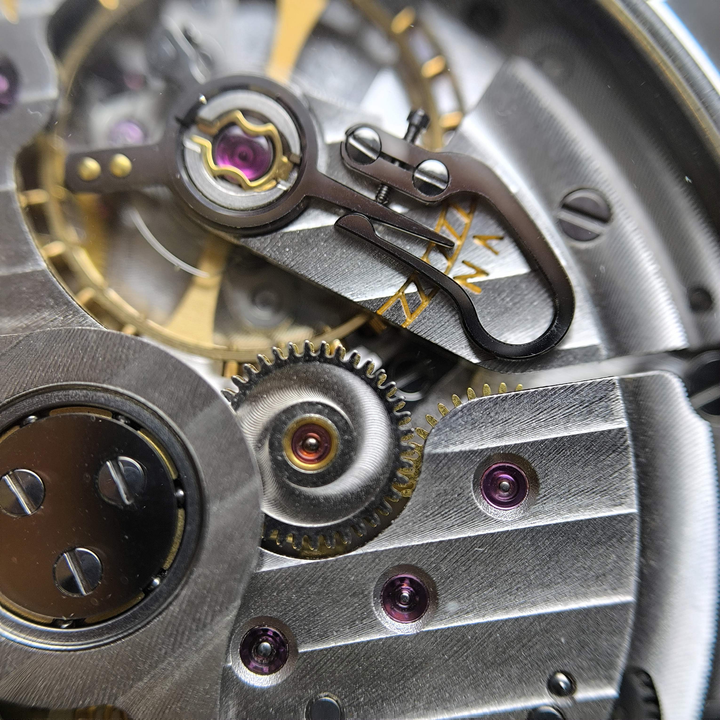 Glashutte Original Member of Parliament 40 millimeters 100-04-32-12-50