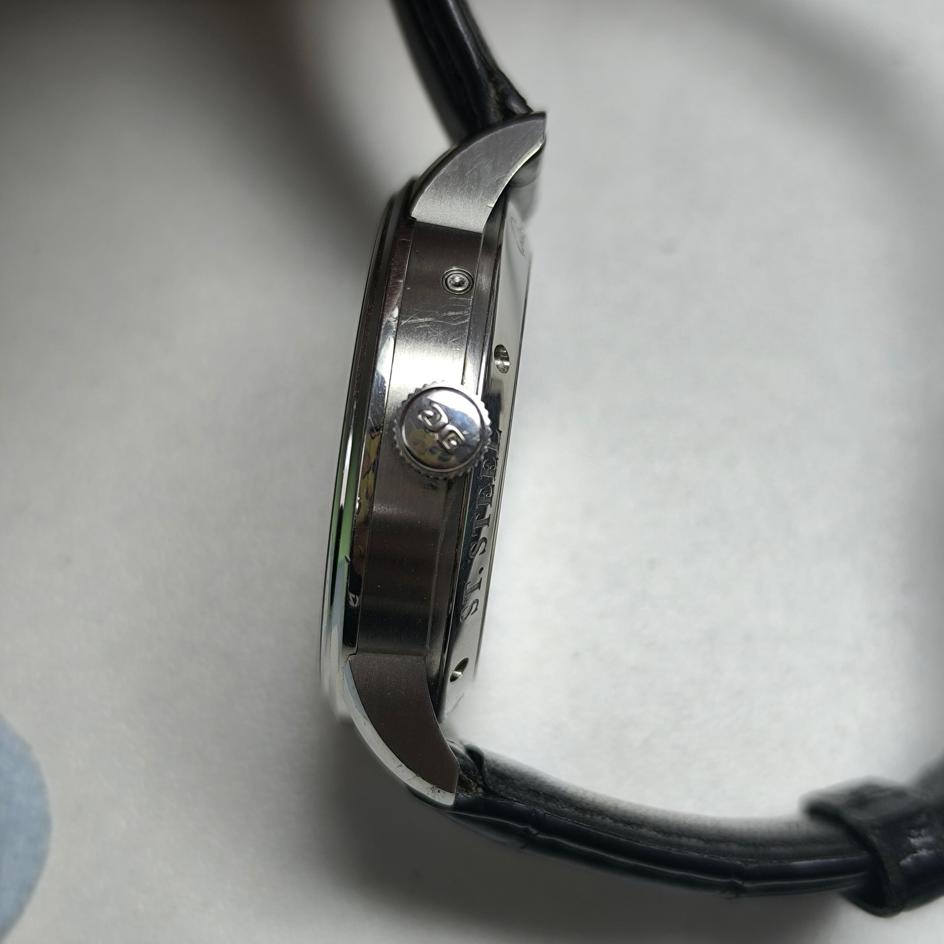Glashutte Original Member of Parliament 40 millimeters 100-04-32-12-50