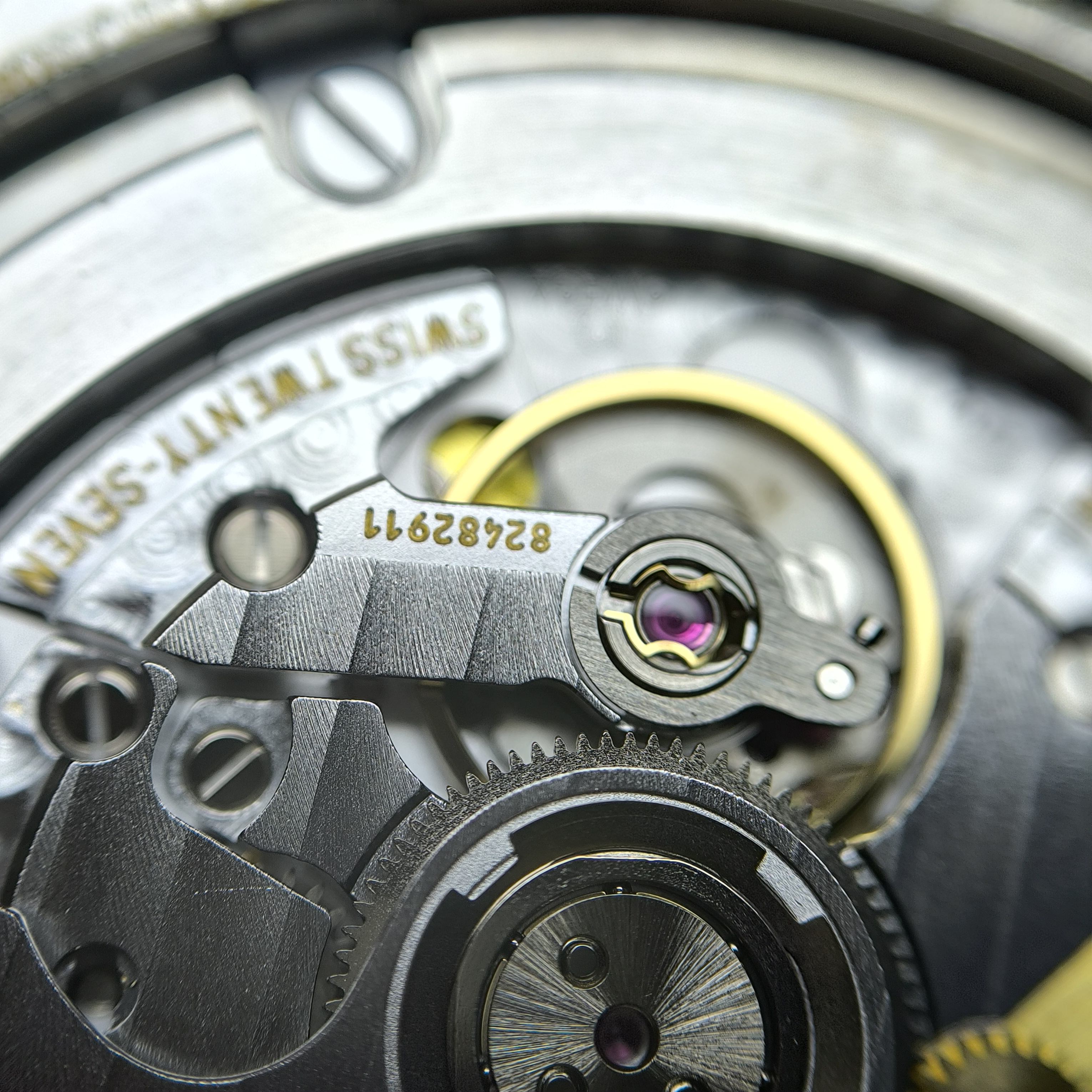 Omega Flying Disc Series 39.5 424.13.40.20.02.003