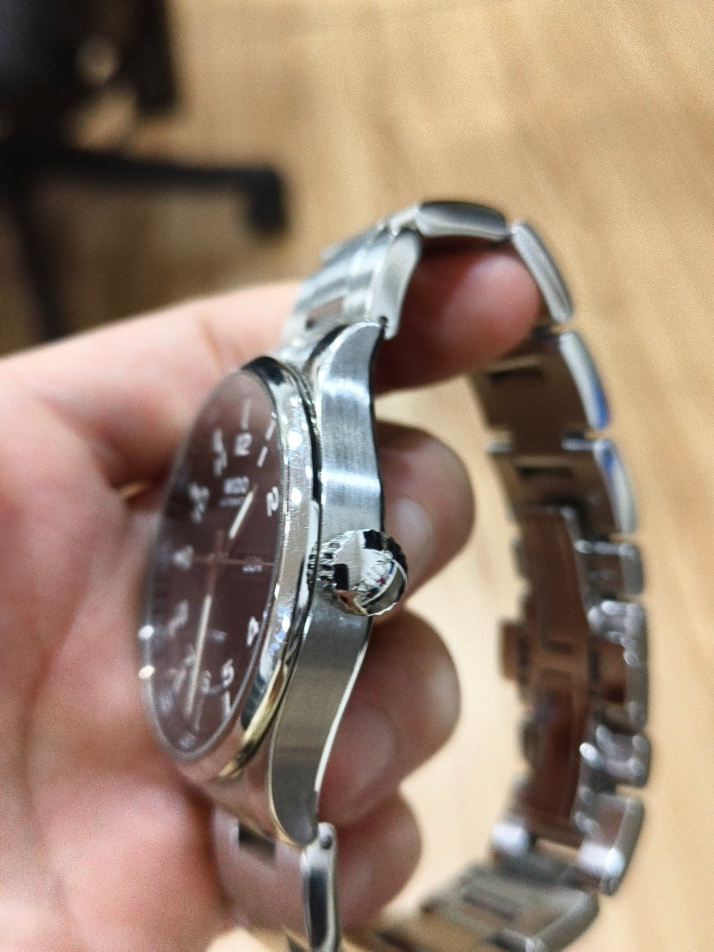 Mido Helmsman Automatic (self-winding) watch 42 millimeters M005.430.11.052.00