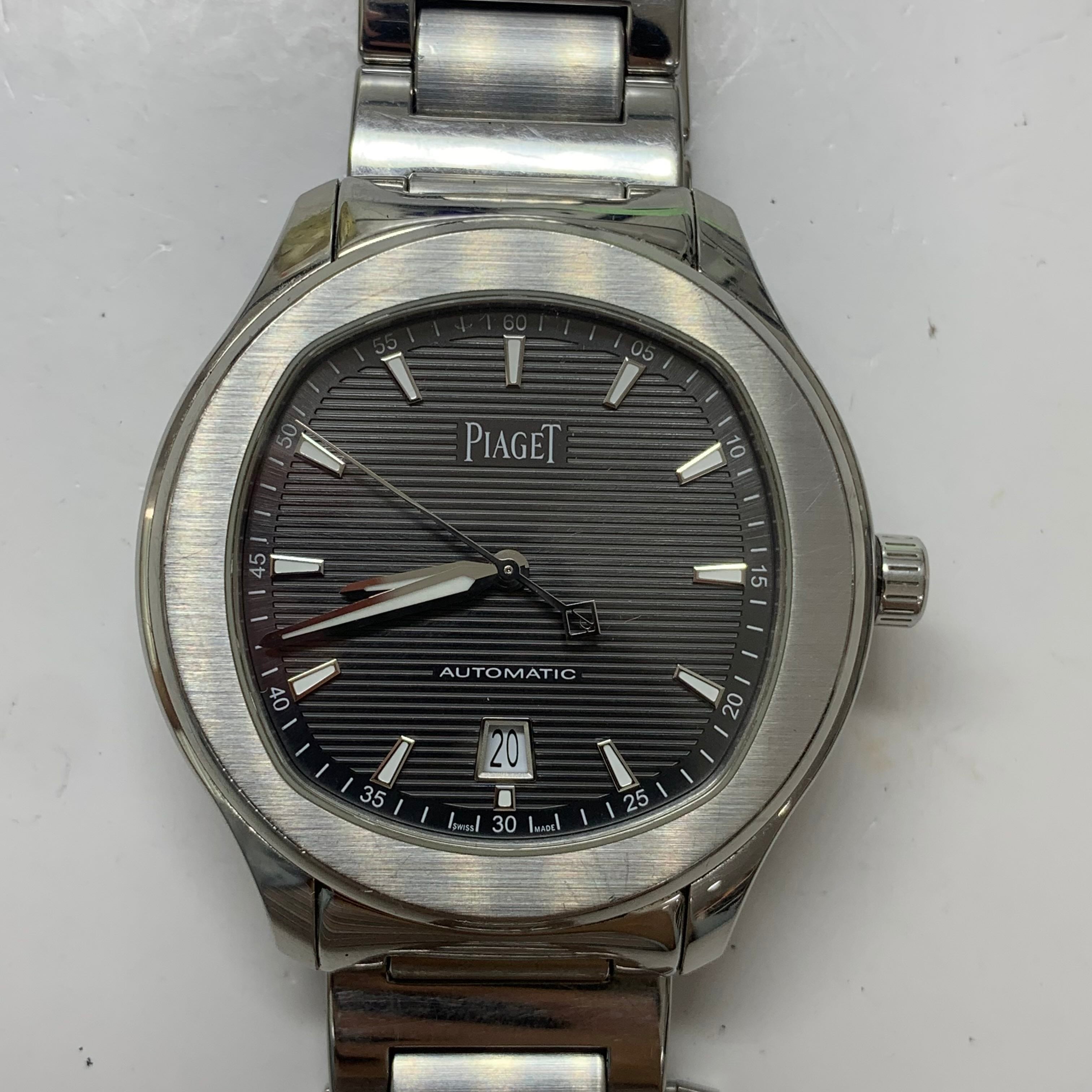 Piaget Piaget Polo Date watch 42 millimeters G0A41003