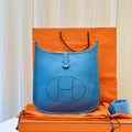 Hermes 915875