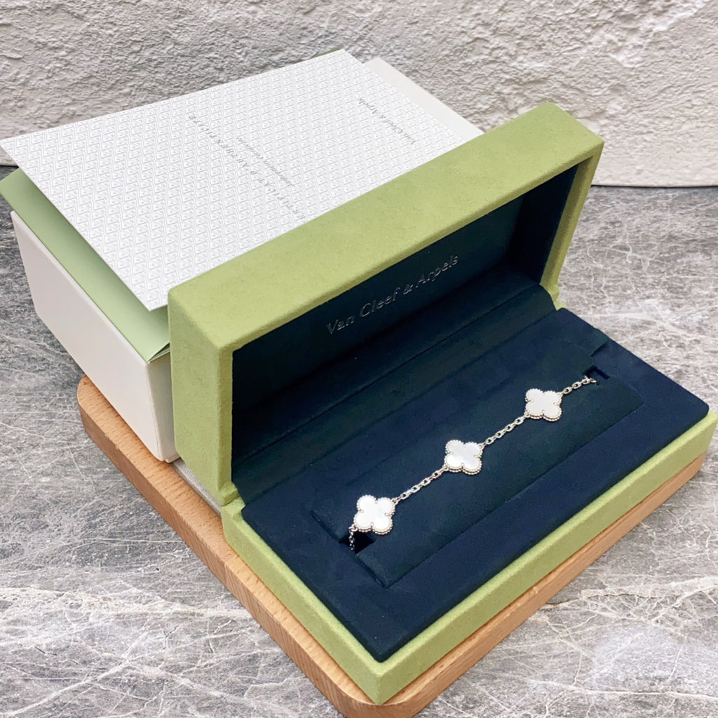 Van Cleef & Arpels Bracelet