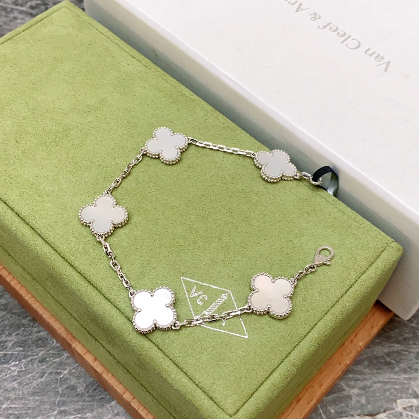 Van Cleef & Arpels Bracelet