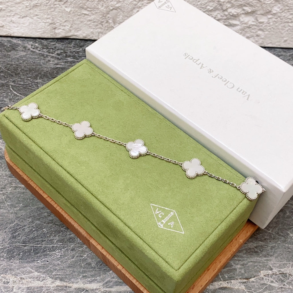 Van Cleef & Arpels Bracelet