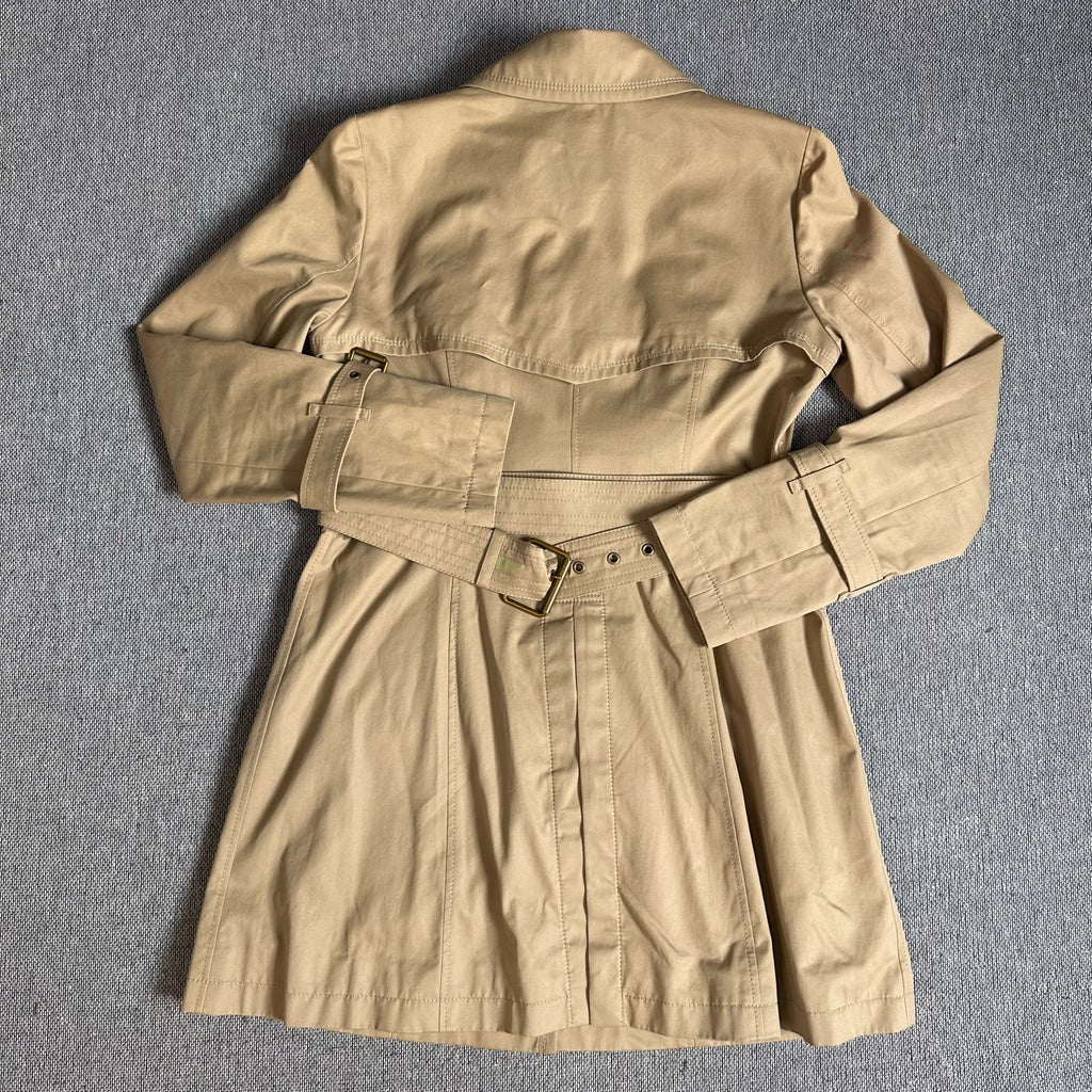 Burberry Trench coat