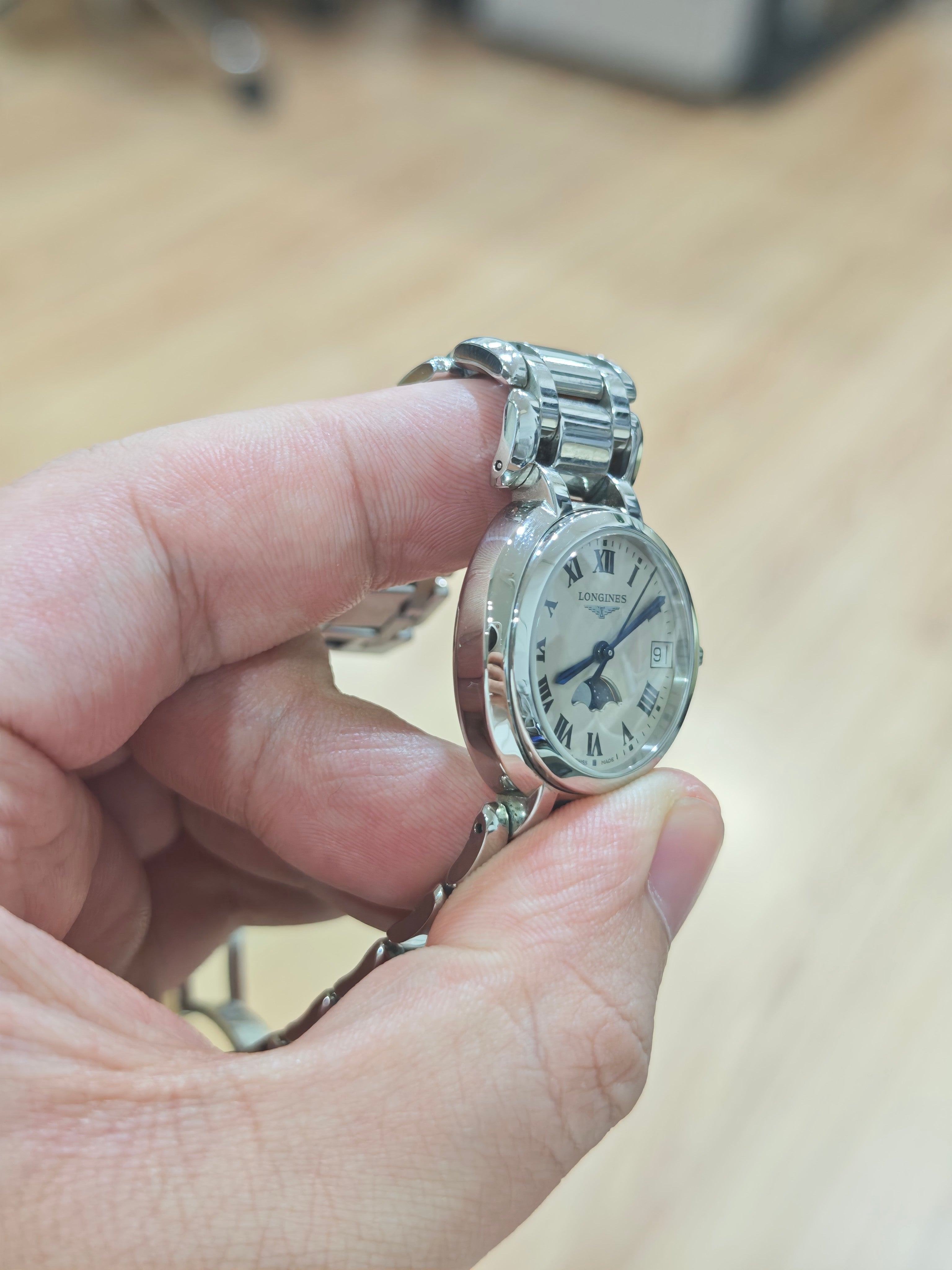 Longines Longines Heart Moon Collection Quartz watch 30.50mm L8.115.4.71.6