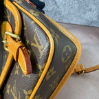 Louis Vuitton Messenger Bag