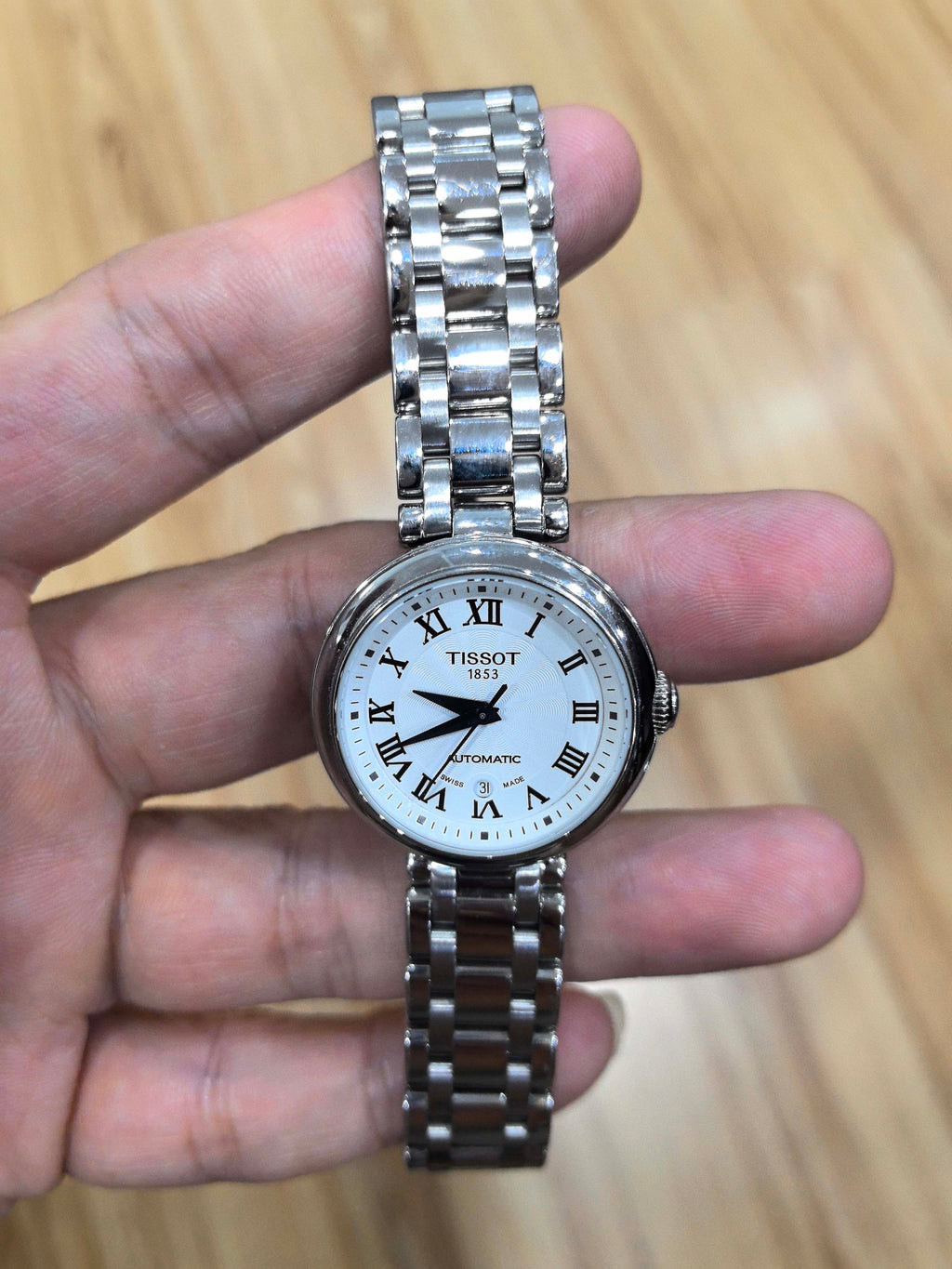 Tissot Little Beauty 29 millimeters T126.207.11.013.00