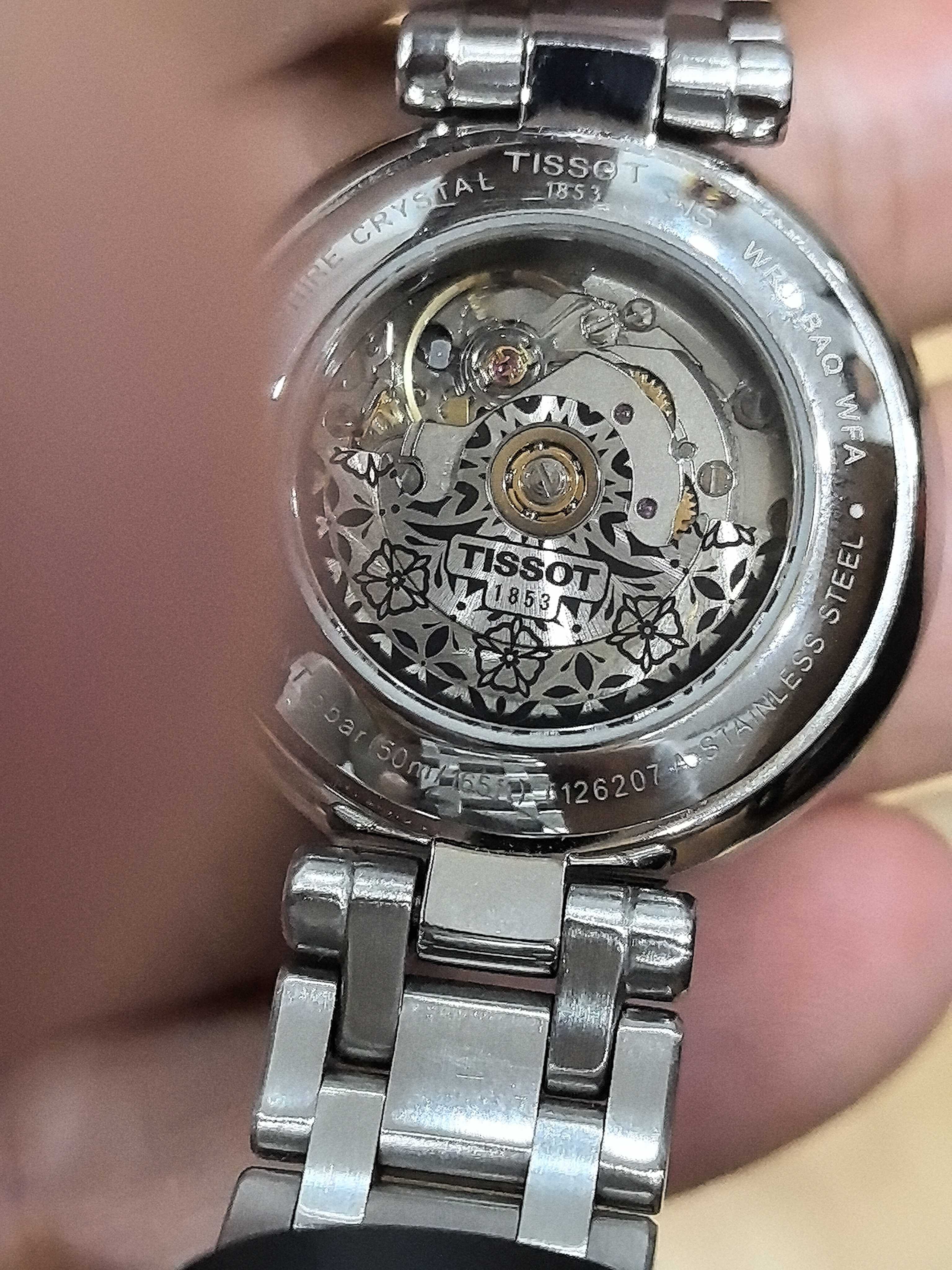 Tissot Little Beauty 29 millimeters T126.207.11.013.00