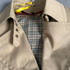 Burberry Trench coat