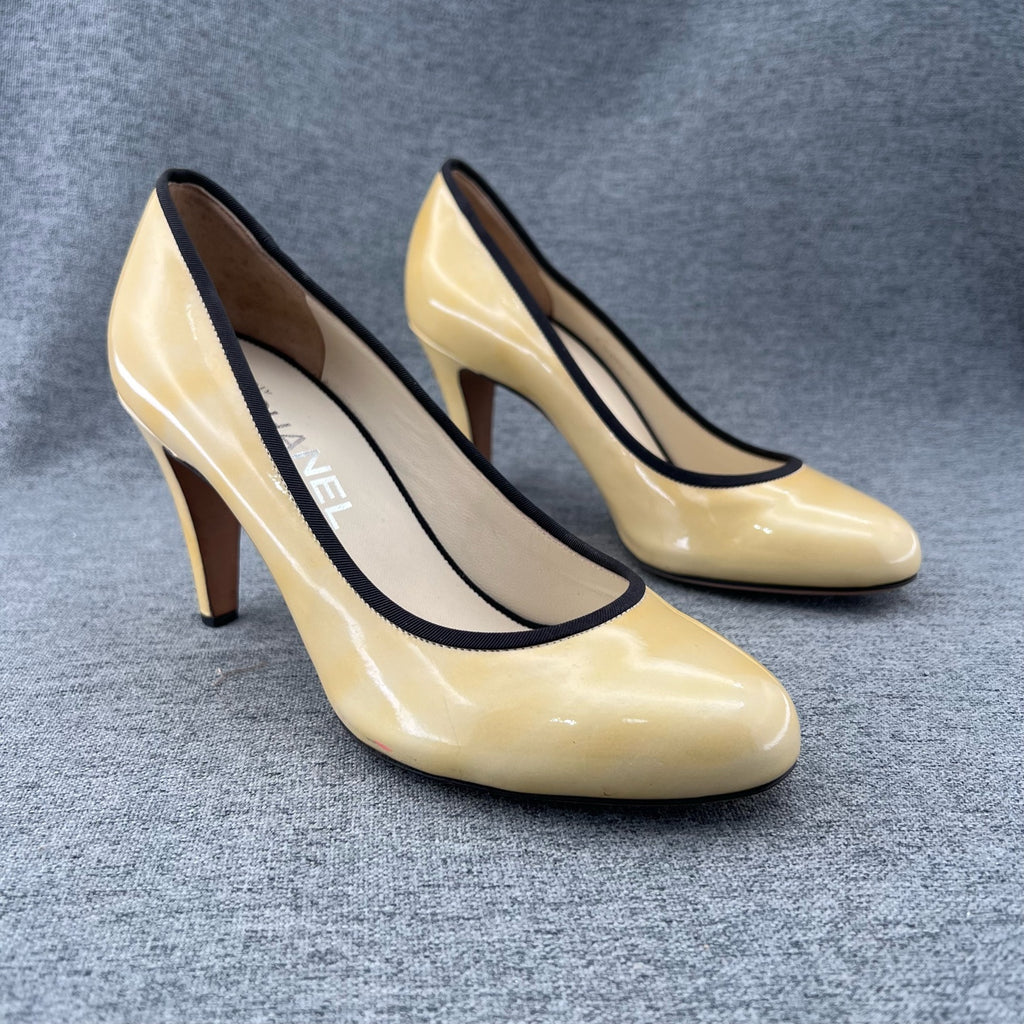Chanel High heels