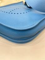 Hermes 915875
