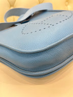 Hermes 915875