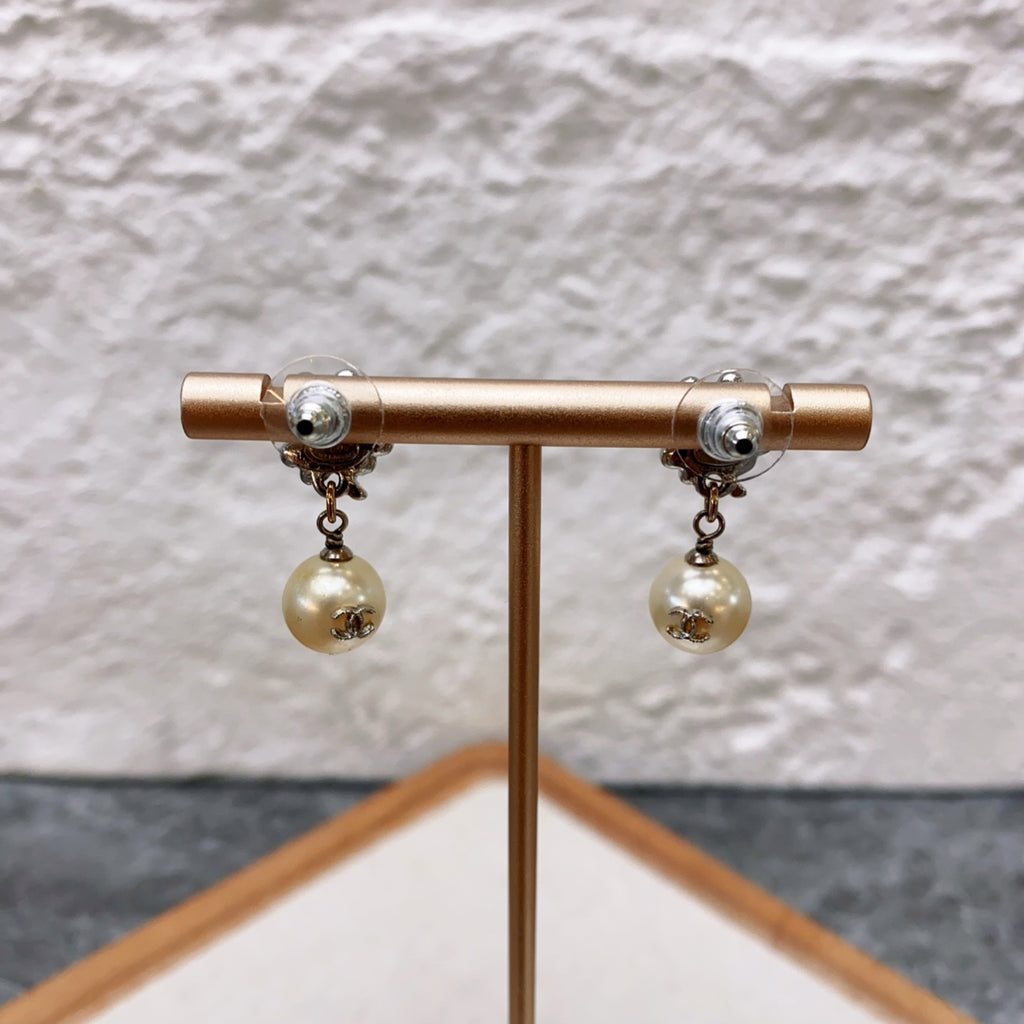 Chanel Pendant