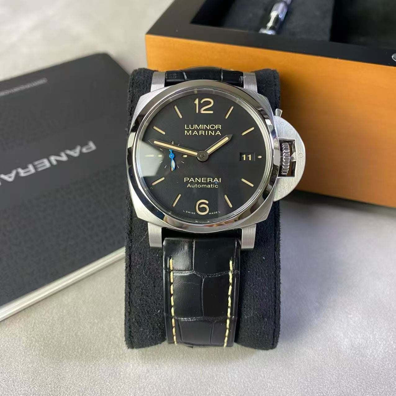 Panerai Lumino Automatic (self-winding) watch 42 millimeters PAM01392