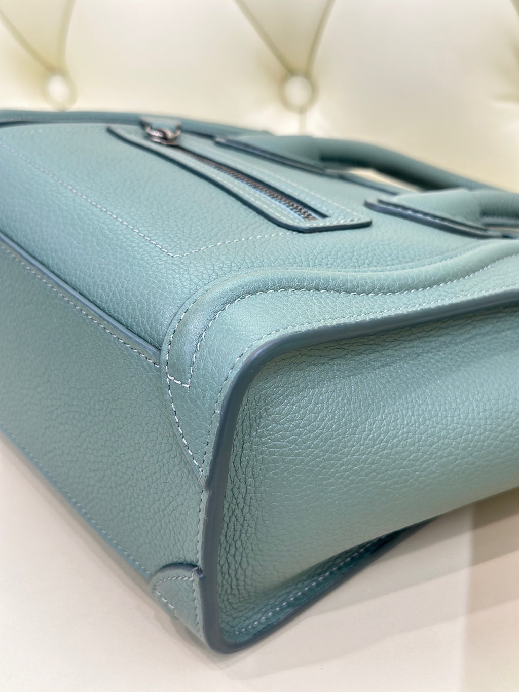 Celine Compact LUGGAGE Green Length 20 x Width 8.5 x Height 19 cm 189243DRU.29CN