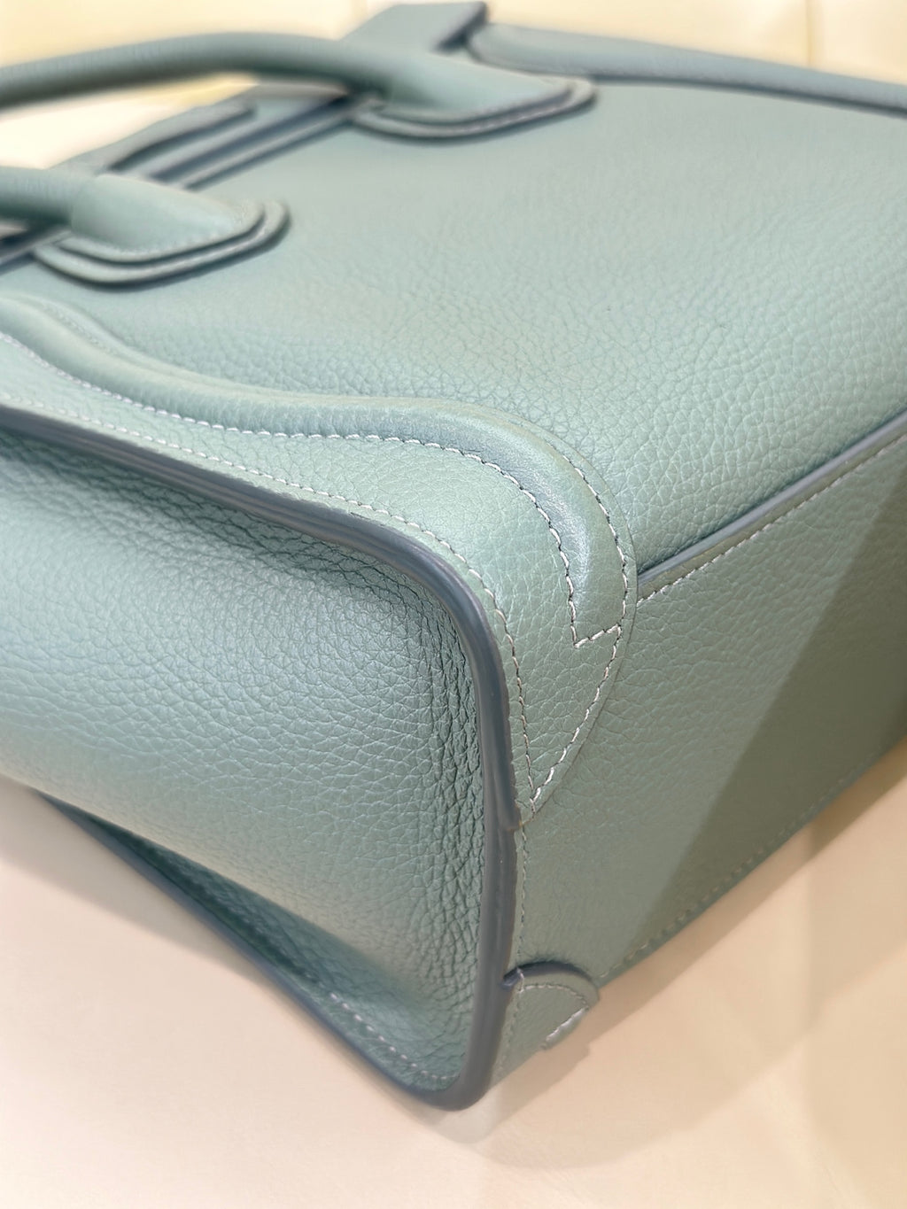Celine Compact LUGGAGE Green Length 20 x Width 8.5 x Height 19 cm 189243DRU.29CN
