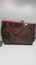 Louis Vuitton Leather Length 40 x Width 20 x Height 33 cm M40993