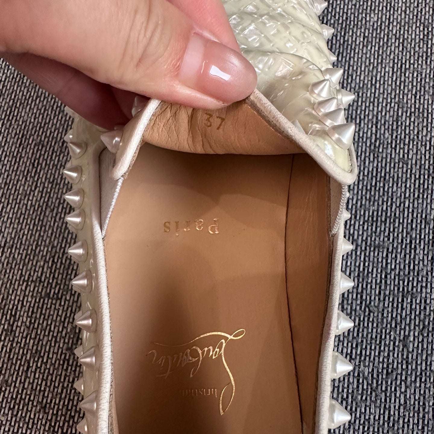 空白 Loafers
