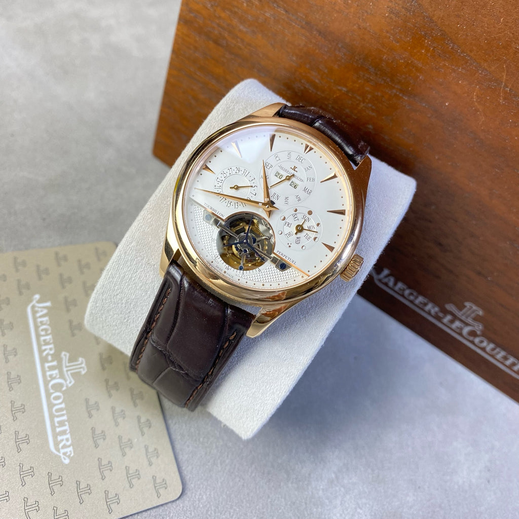 Jaeger LeCoultre Master Rose gold Automatic (self-winding) watch 42 millimeters Q500242A