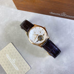Jaeger LeCoultre Master Rose gold Automatic (self-winding) watch 42 millimeters Q500242A