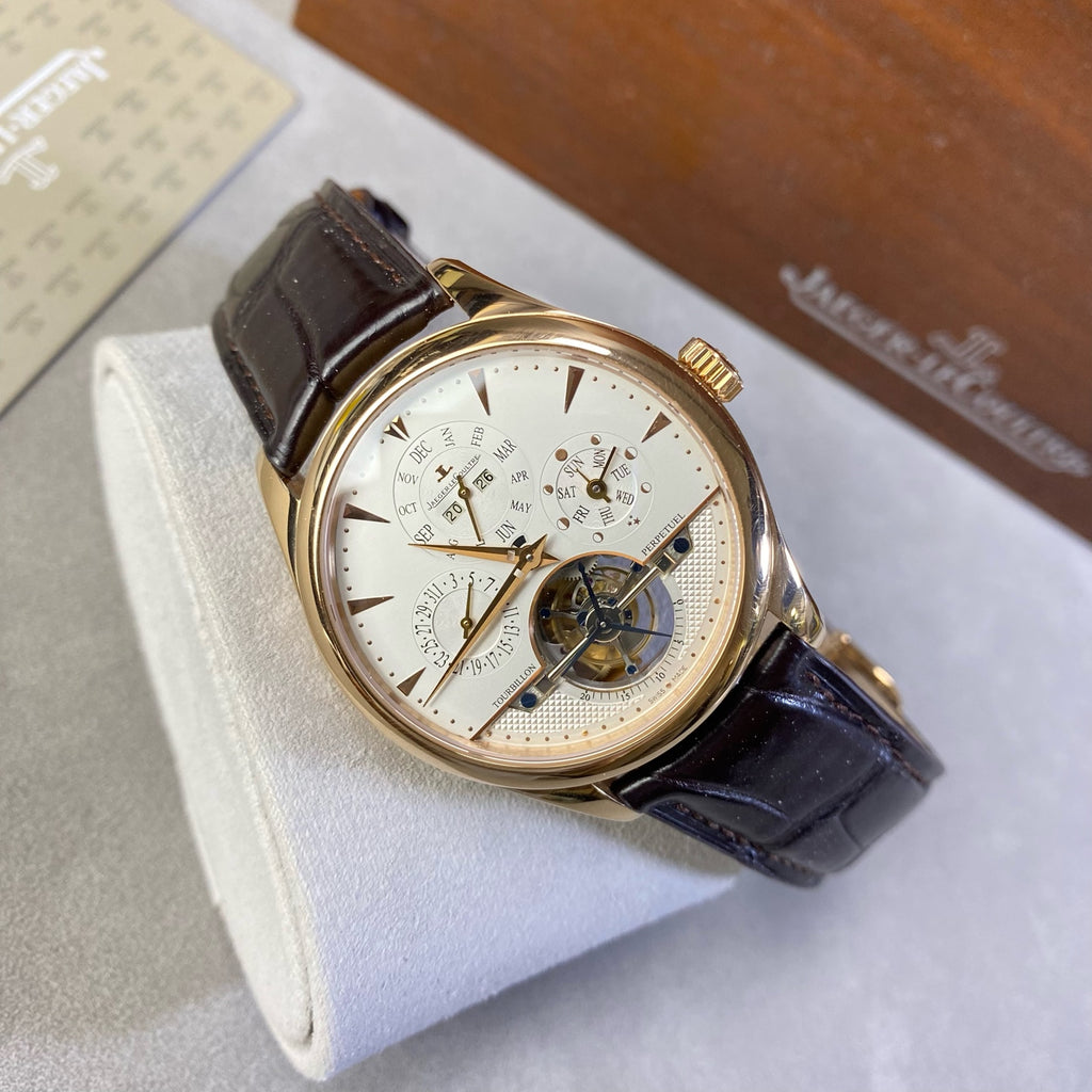 Jaeger LeCoultre Master Rose gold Automatic (self-winding) watch 42 millimeters Q500242A