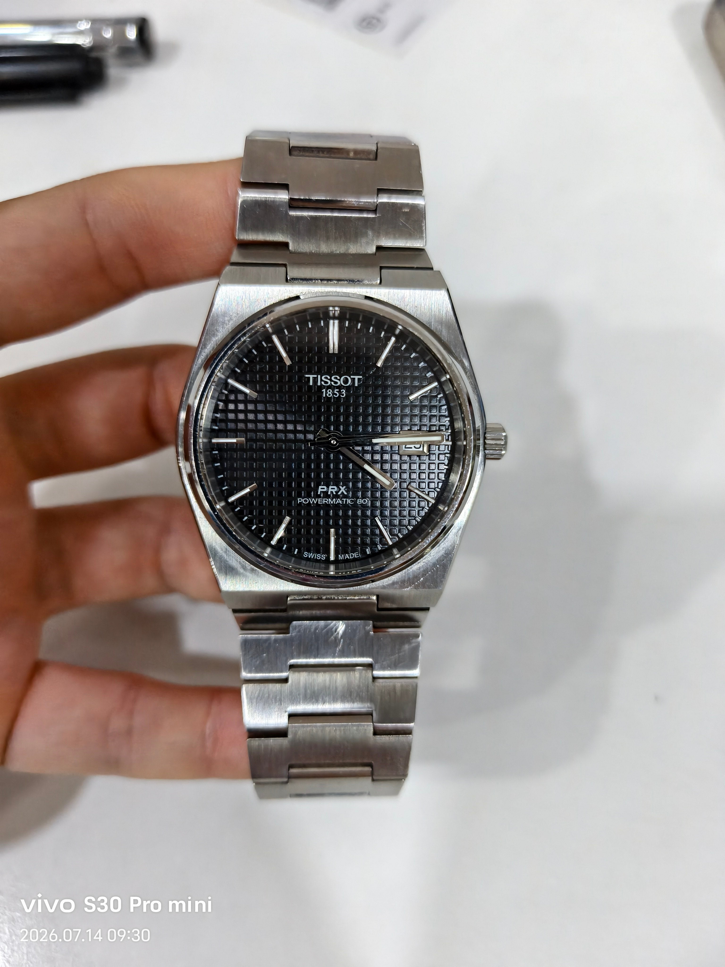 Tissot Classic Automatic (self-winding) watch 40.00 MM x 39.50 MM T137.407.11.051.00