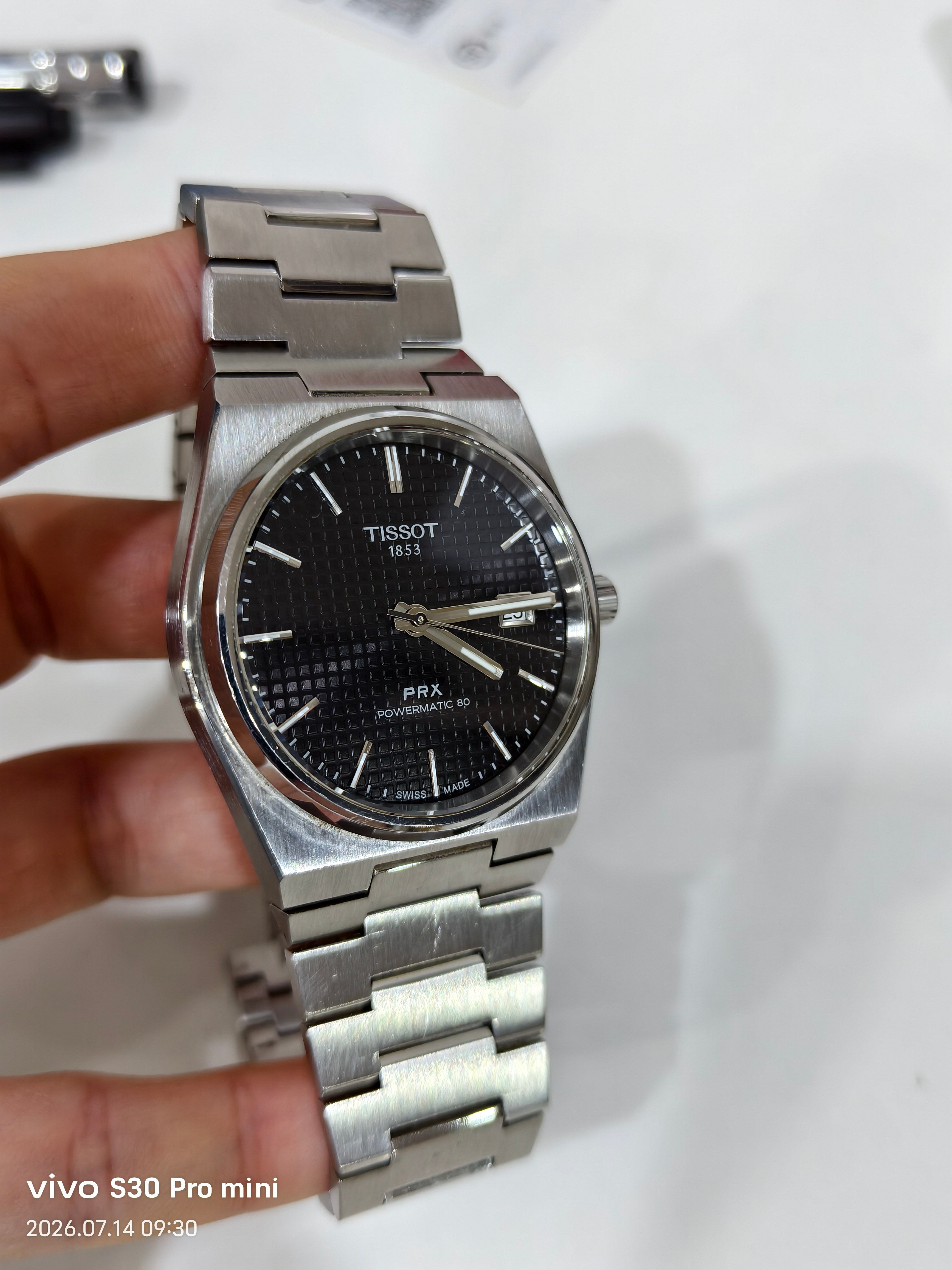 Tissot Classic Automatic (self-winding) watch 40.00 MM x 39.50 MM T137.407.11.051.00