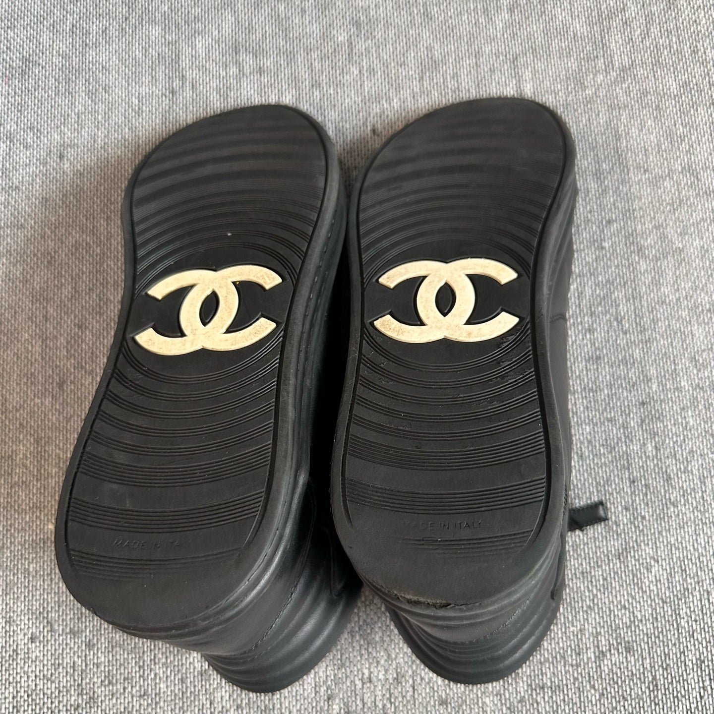 空白 Skate shoes