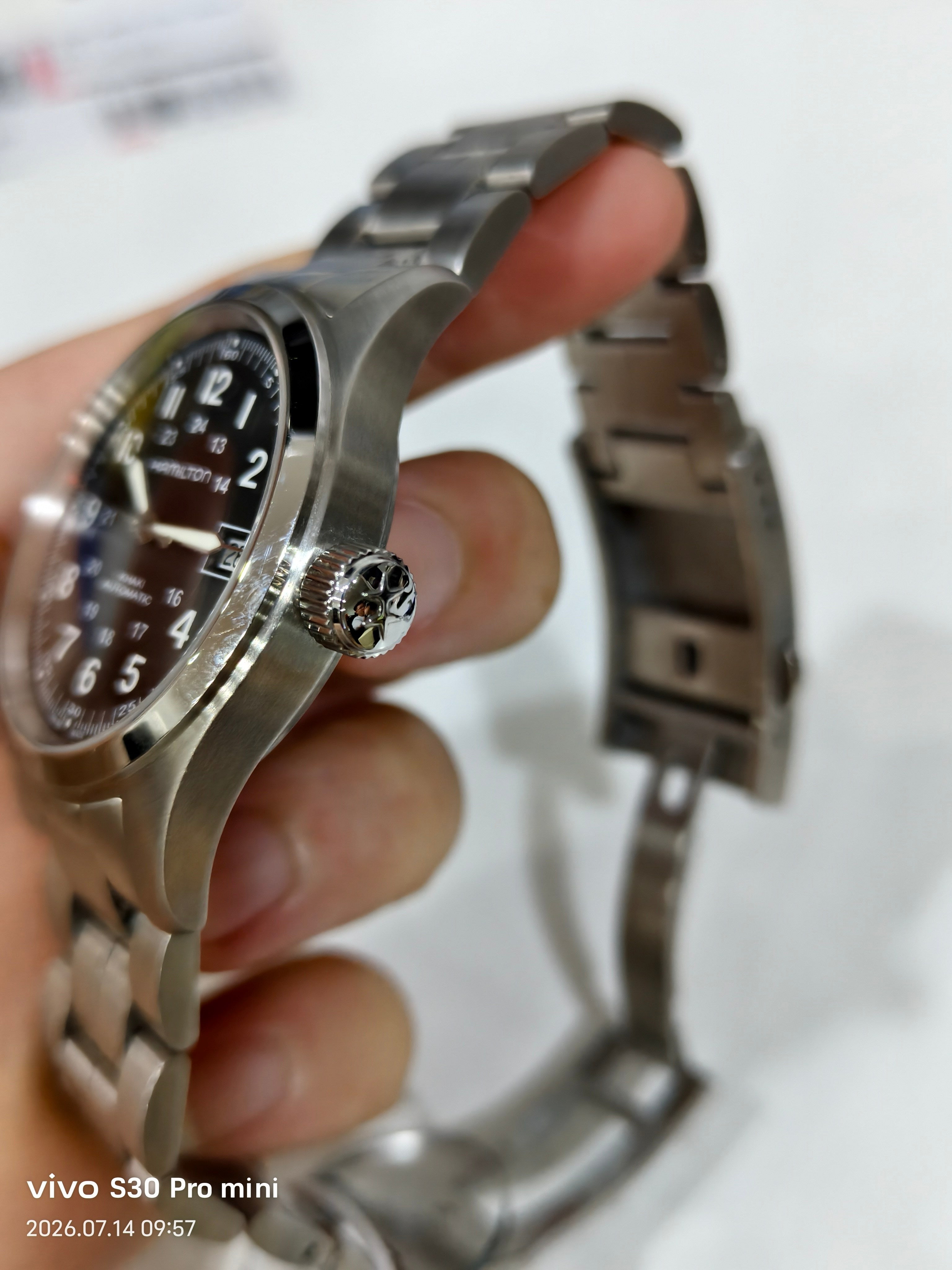 Hamilton Khaki Field Uniform Automatic (self-winding) watch 38 millimeters H70455133