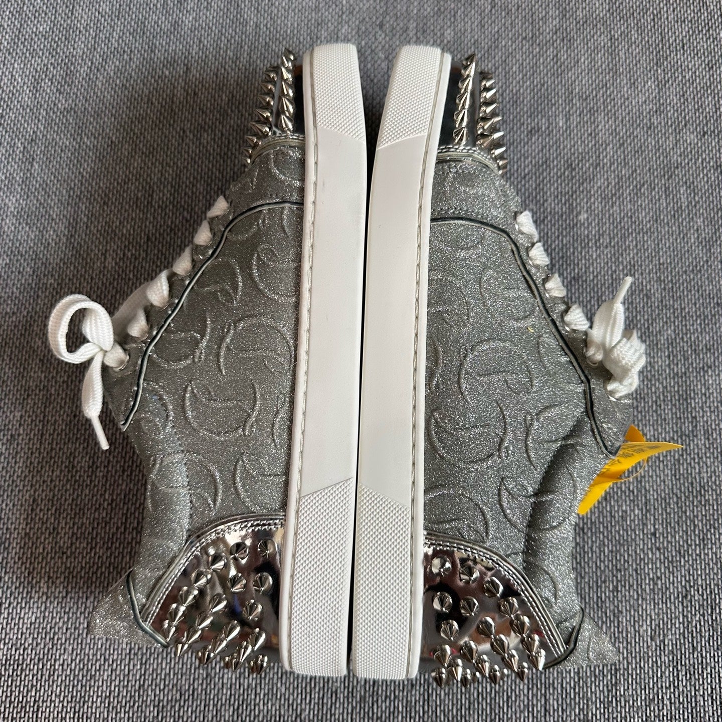 空白 Silver Skate shoes