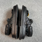 空白 Black