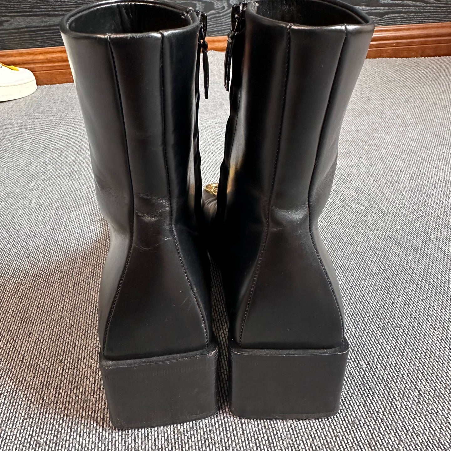 空白 Leather Ankle boots