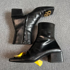 空白 Leather Ankle boots
