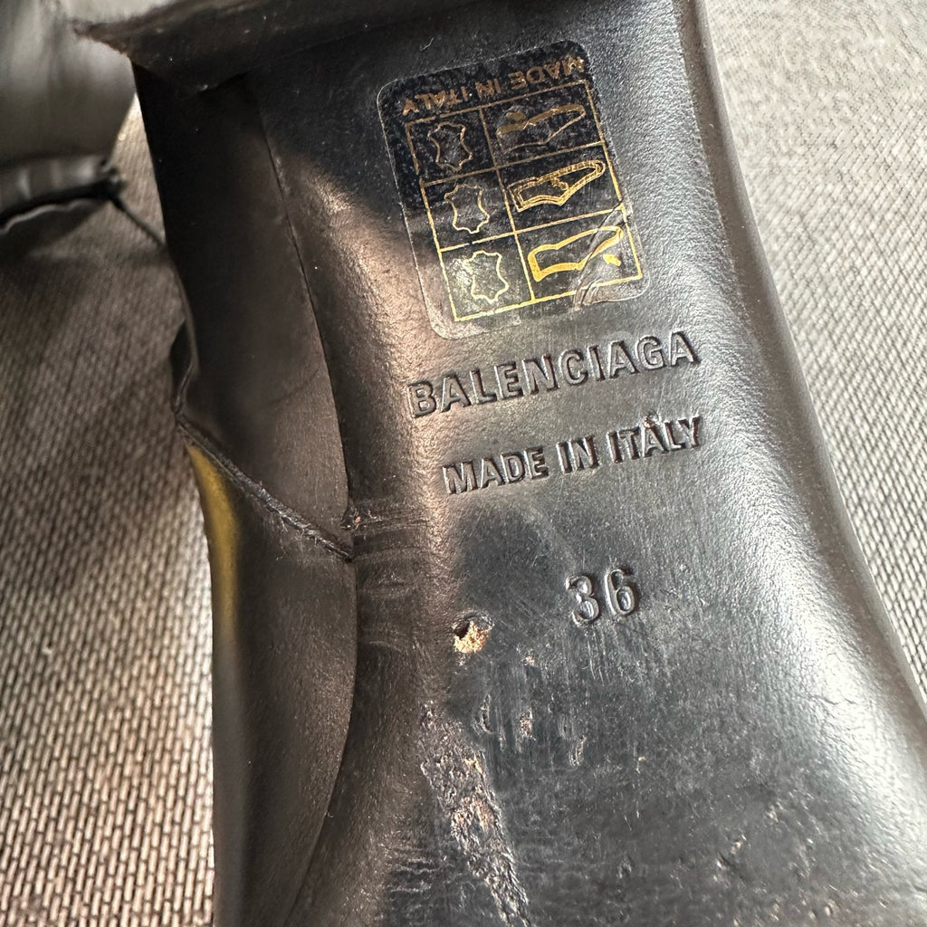 空白 Leather Ankle boots