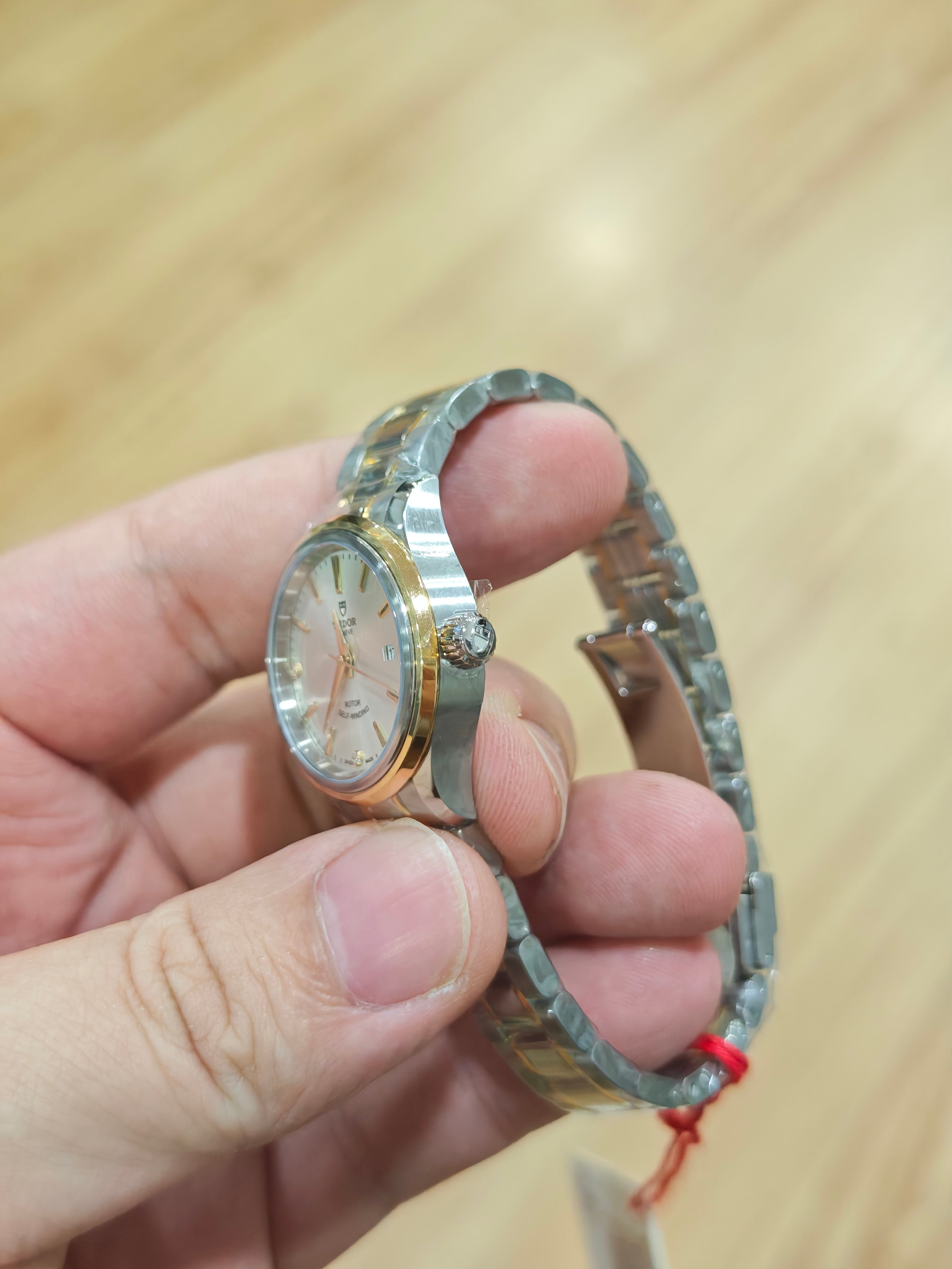 Tudor Fashion Series 28 millimeters m12103-0005