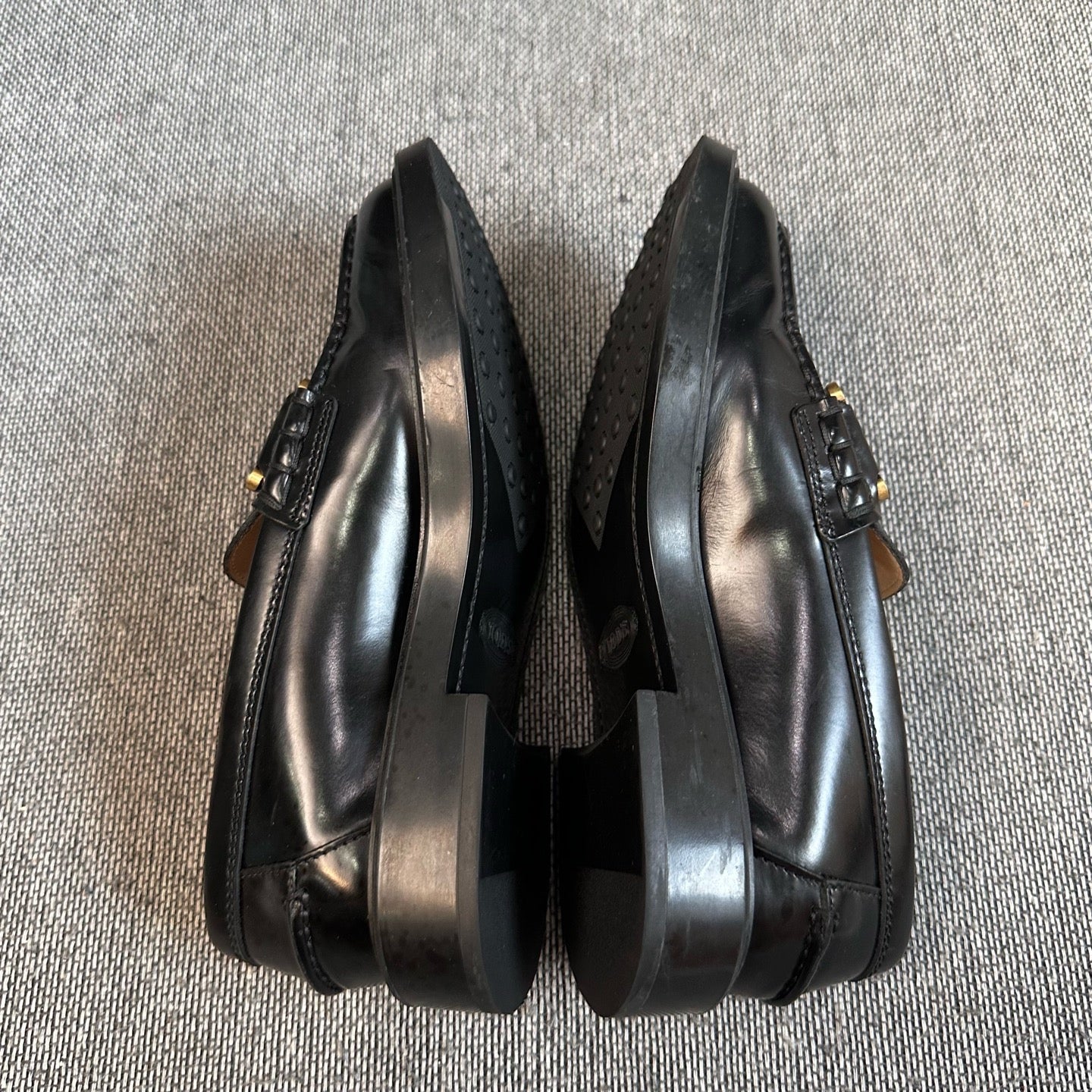 空白 Black Loafers