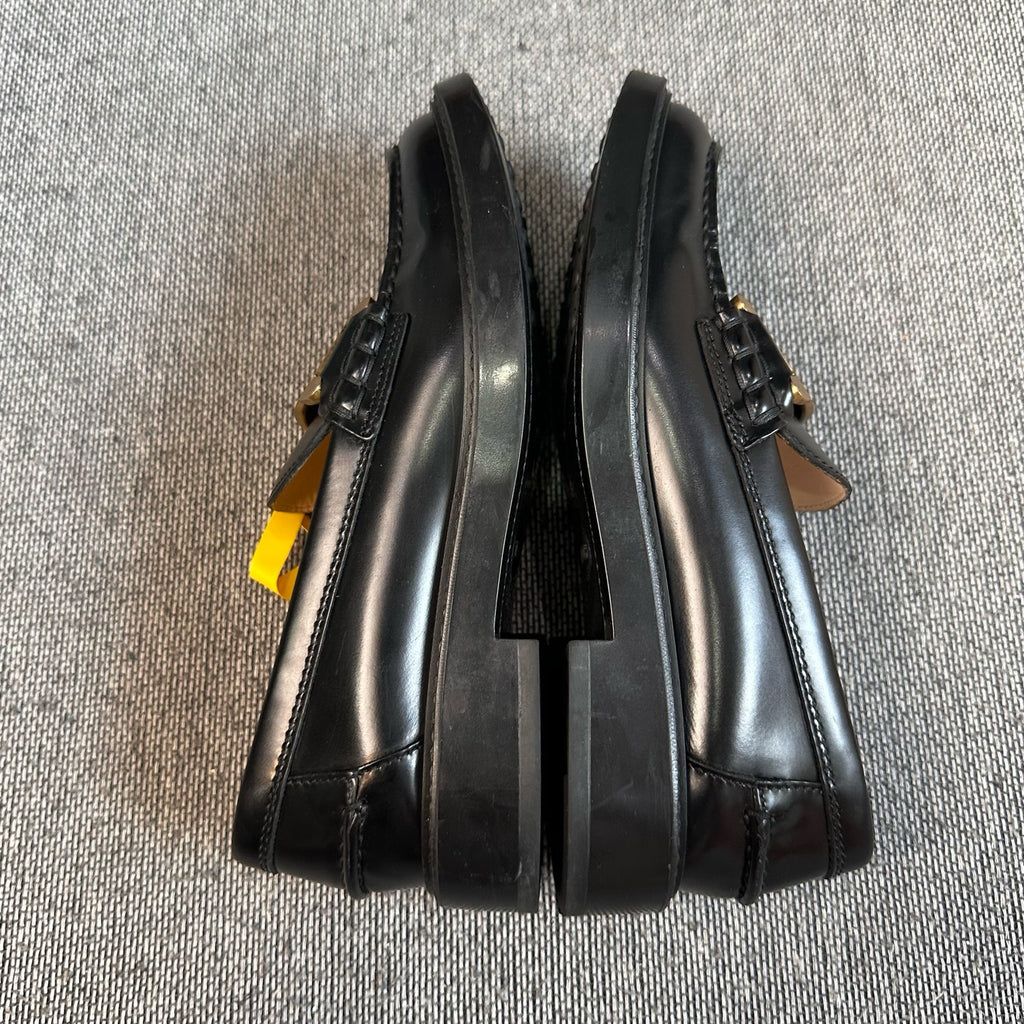 空白 Black Loafers