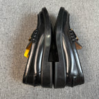 空白 Black Loafers
