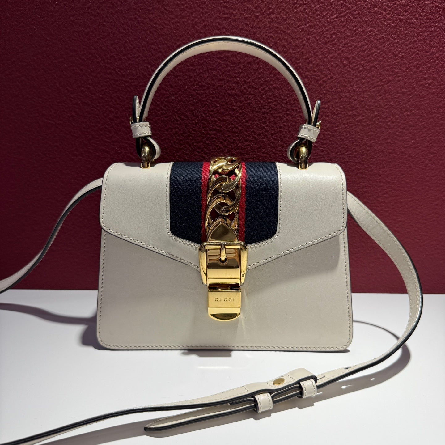 Gucci White Satchel 470270D4ZAG8605
