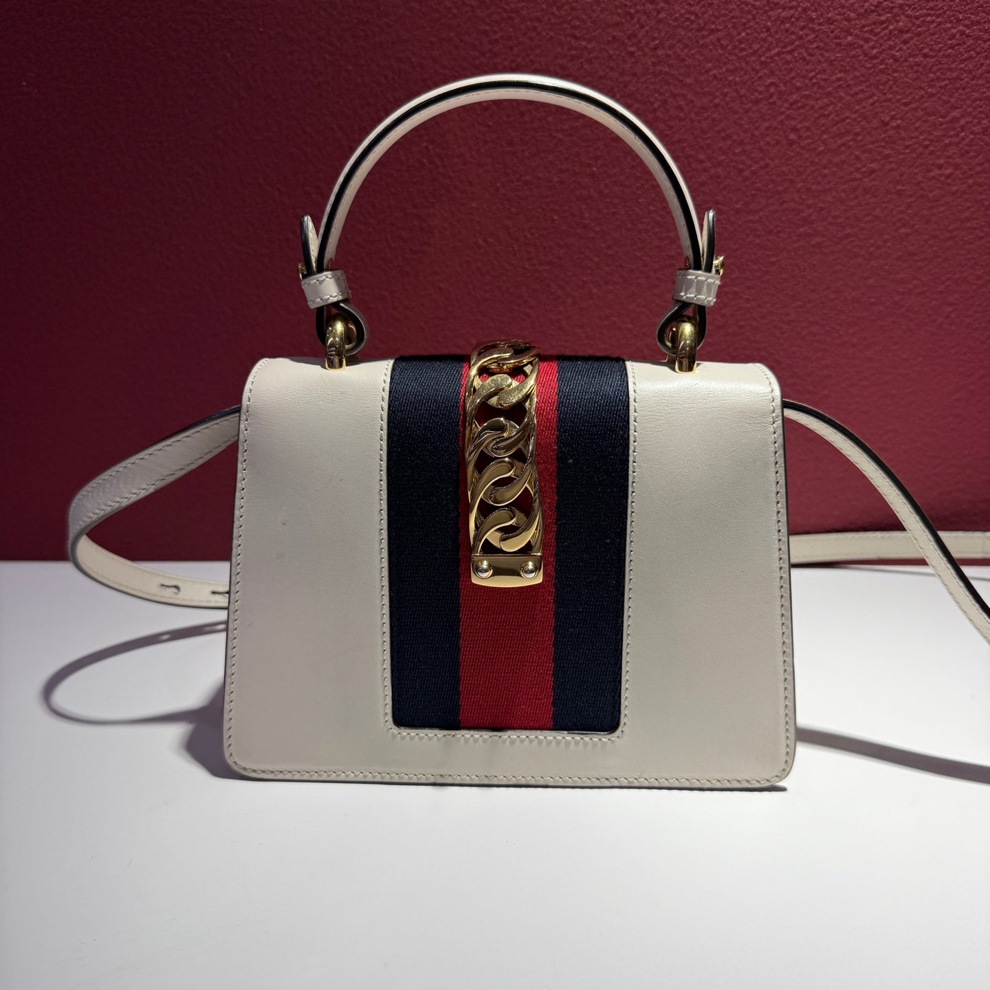 Gucci White Satchel 470270D4ZAG8605