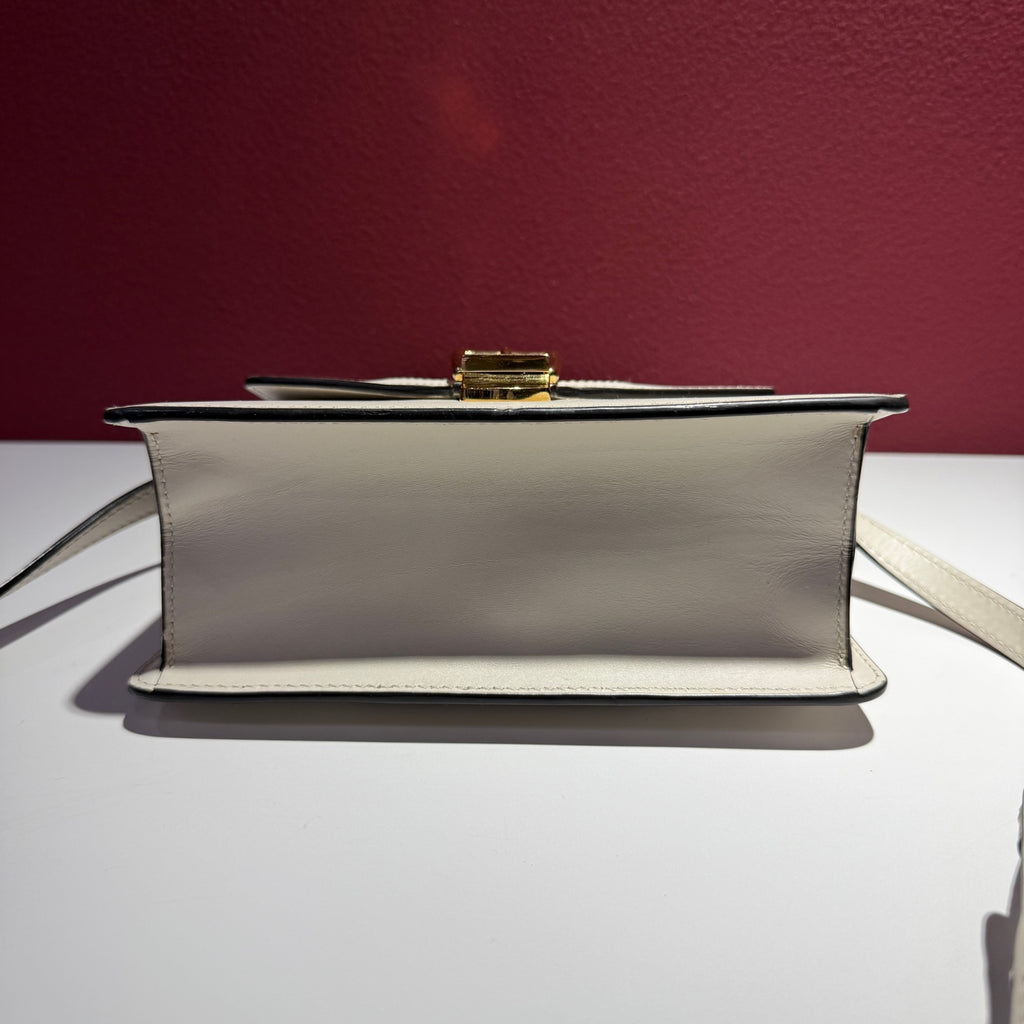 Gucci White Satchel 470270D4ZAG8605