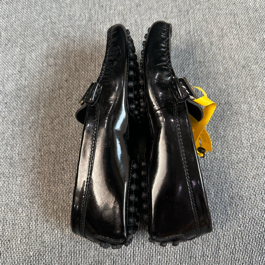 空白 Black